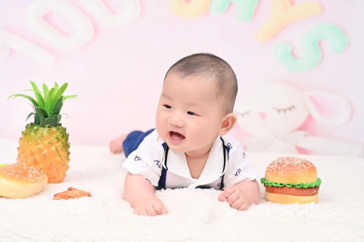 石嘴山宝宝脸上有红疙瘩